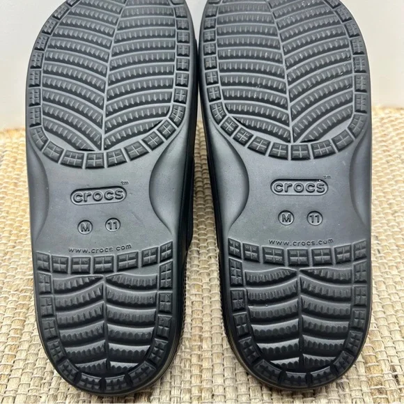 CROCS Iconic Comfort Black Classic Slide Sandals Men’s Size 11 NWOT - Picture 10 of 10